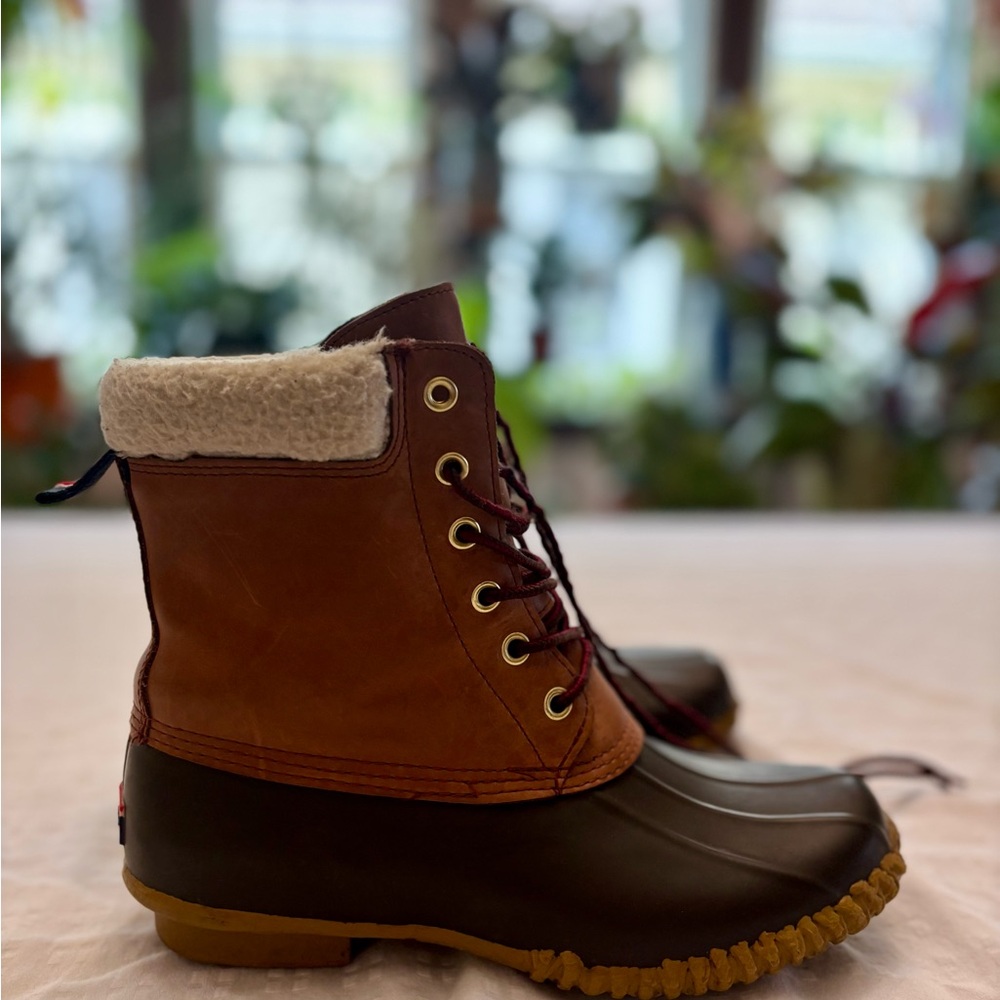 Tommy Hilfiger Ankle Boots Brown and Black with Plush Lining - Picture 4 of 8